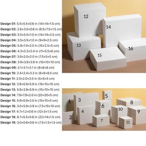 Pode incluir: Uma variedade de blocos de espuma brancos em v&aacute;rias formas retangulares e quadradas. A imagem inclui uma lista de dimens&otilde;es em polegadas e cent&iacute;metros para cada bloco, alguns numerados.