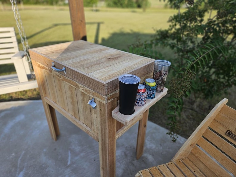 Personalized Cooler for Dad, Outdoor Furniture, Fathers Day Gift, Gift for Him, Custom Cooler, Outdoor Bar, Wooden Cooler imagem 9