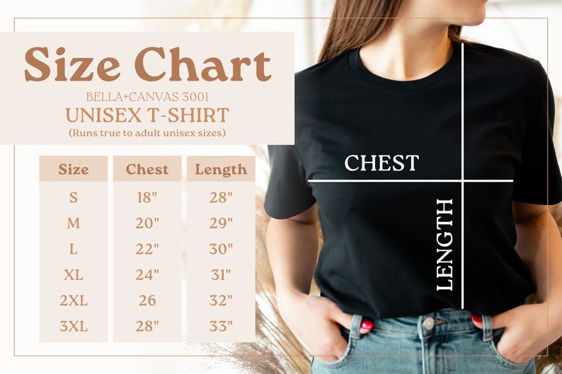 Pode incluir: Uma t-shirt unissexo preta com uma tabela de tamanhos. A tabela mostra as medidas do peito e do comprimento em cent&iacute;metros para os tamanhos S a 3XL. O texto na tabela diz "UNISEX T-SHIRT" e "BELLA+CANVAS 3001".