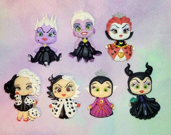 Villains badge holders / needle holders Maleficent, Cruella, Evil Queen, Queen of Hearts, Ursula