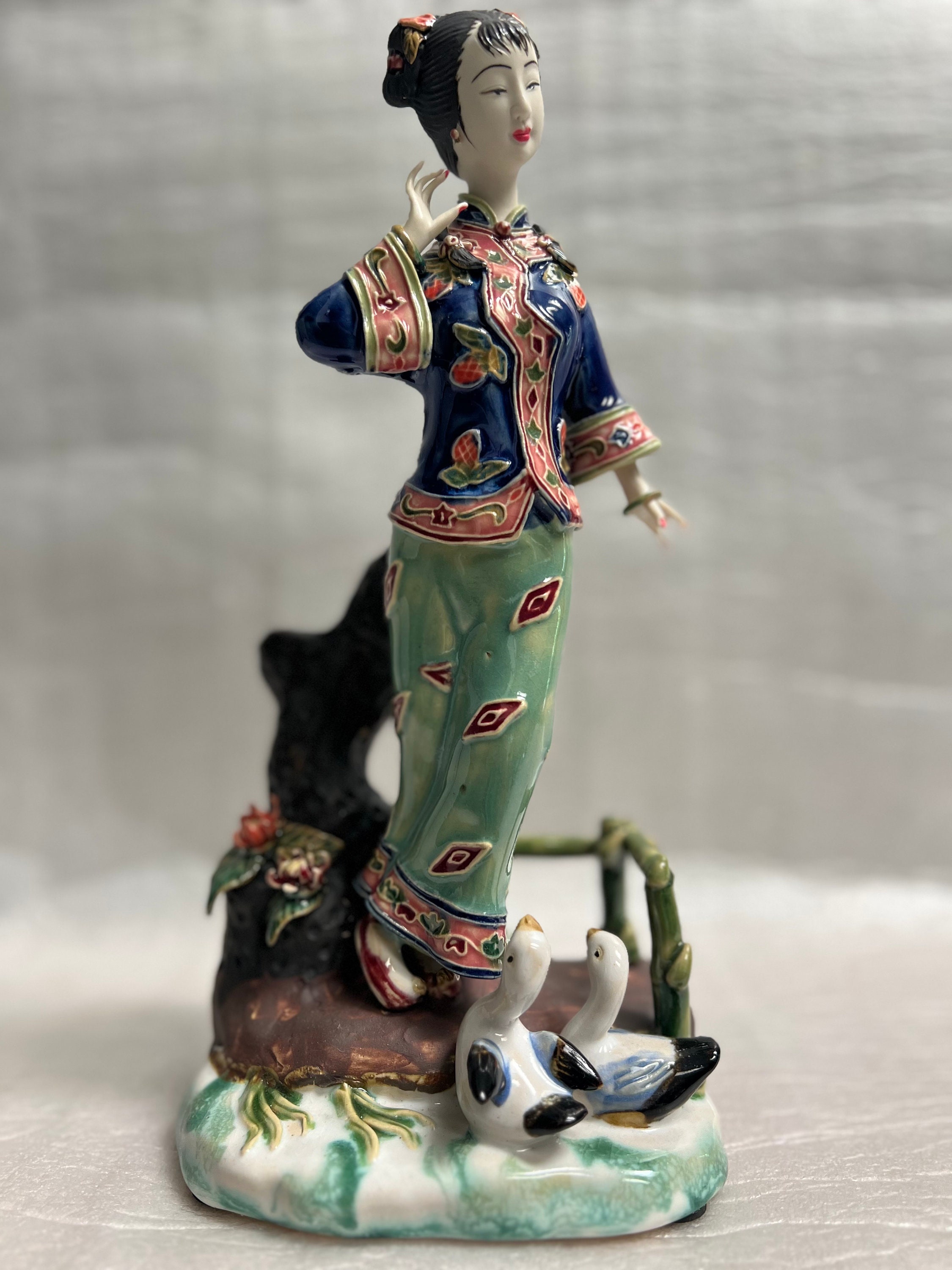 中国美術 工芸品 女性像 置物 il_fullxfull.6248289006_29me.jpg
