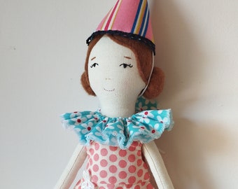 Handgefertigte Puppe mit abnehmbarer Kleidung, Clown-Meerjungfrau-Ballerina-Erbstück – Stoffpuppe – Kuscheltier zum Spielen – Mädchen-Geschenk – Filzpuppe