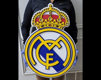 Real Madrid CF Football Club Logo 3D Wooden Sign, Medallion Sports Sign for Man Cave, Home Decoration, Sports Fan Gift