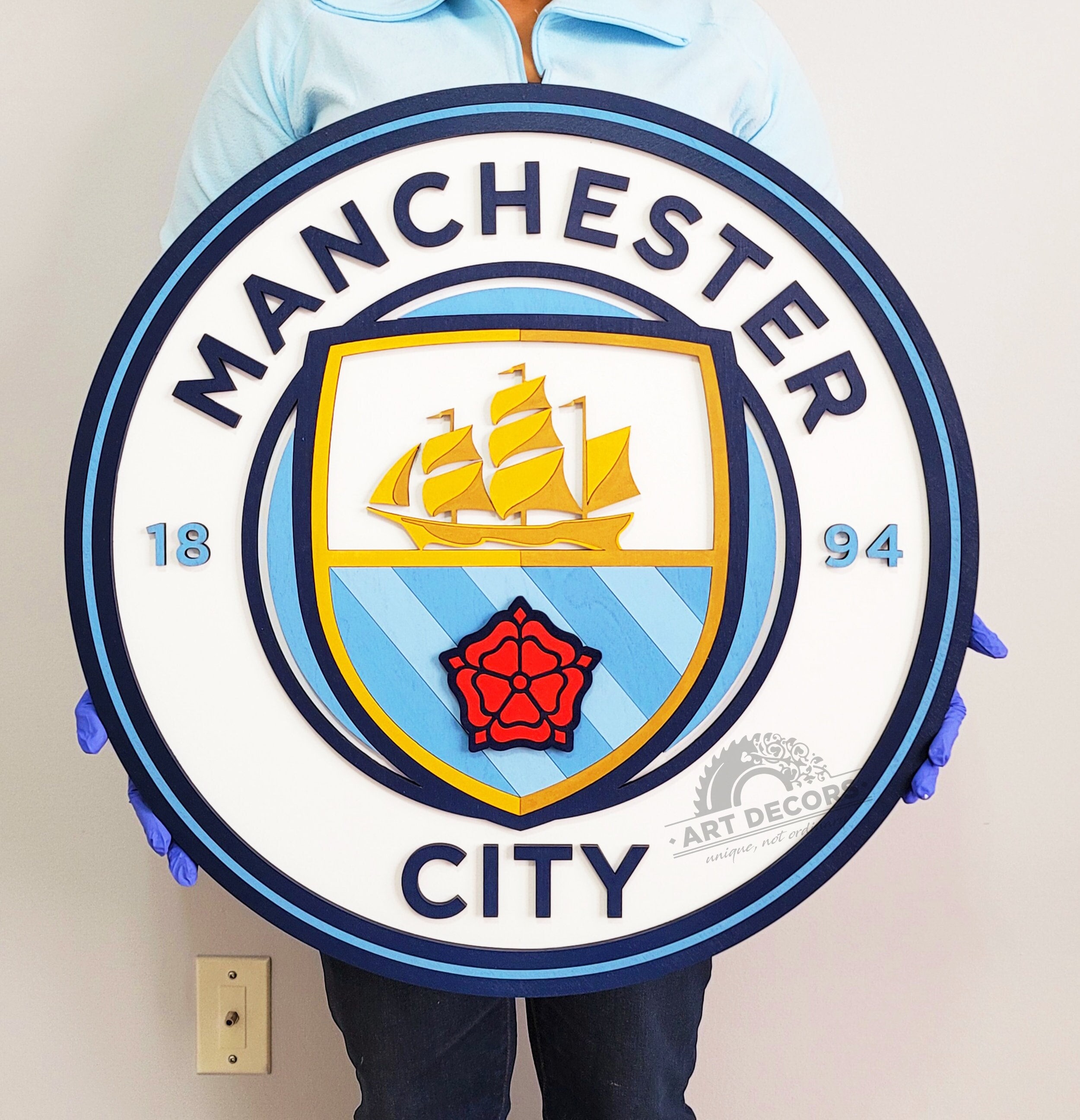 oasis コースター wood manchester city Manchester City Just Dropped Some Proper Oasis-Inspired Kits | GQ
