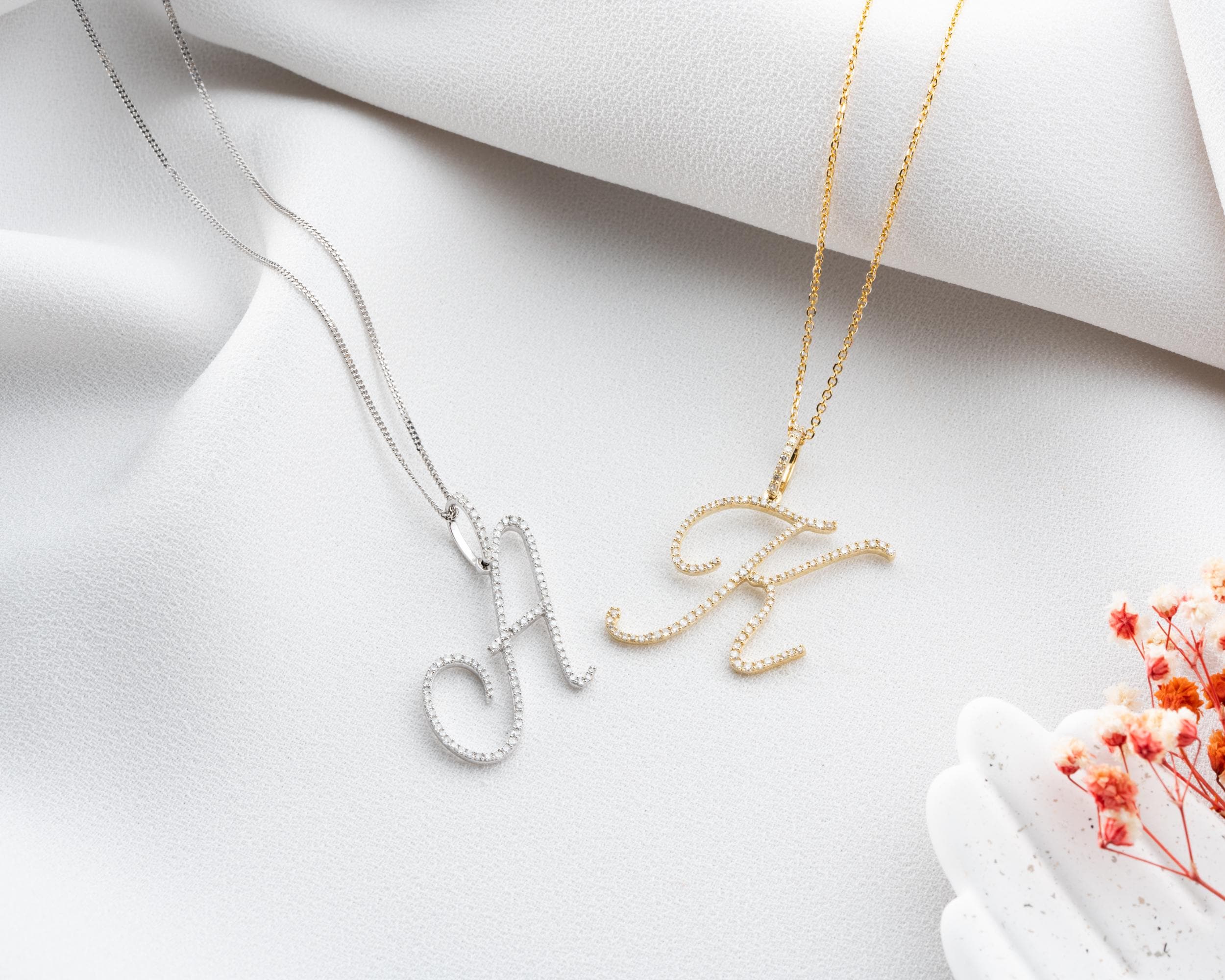 Colar inicial de diamante de ouro maciço 14K, pingente de letra personalizado, colares para mulheres, presente de aniversário de 50 anos, presente para ela, presente para a mãe