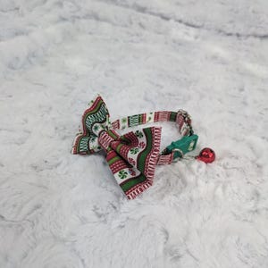 Collar para gatos festivo, lazo festivo, collar navideño, lazo navideño, regalo navideño para mascotas, regalo para amantes de las mascotas, regalo para amantes de los gatos, collar festivo