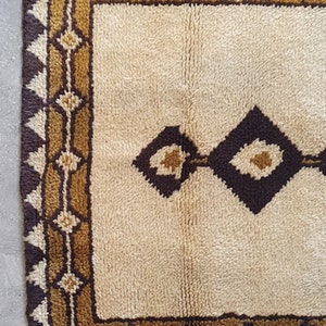 Vintage handwoven berber accent Moroccan runner rug, 3'0'' X 4'6'' hallway rug shipping included image 2