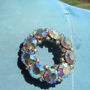vintage weiss rhinestone brooch and clip earrings