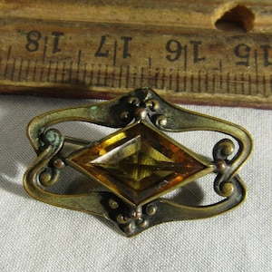 vintage amber glass brooch