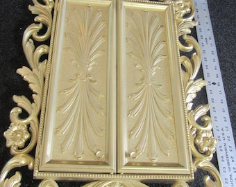 vintage Sarah cov wall hanging jewelry box with mirror