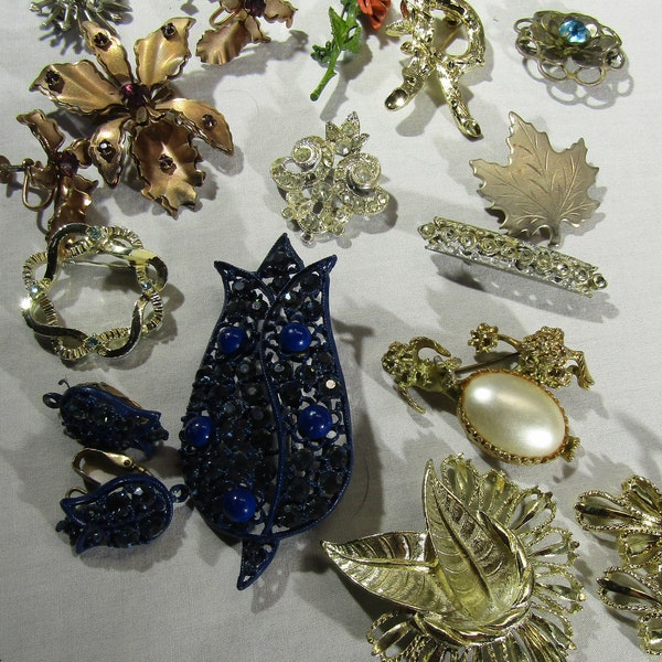 vintage brooches sets, bsk,coro, b.n., rhinestone brooches