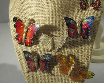 Broche Papillon Vintage - Or, émail Vert Et Strass - Bijou Fantaisie Scintillant - État Impeccable