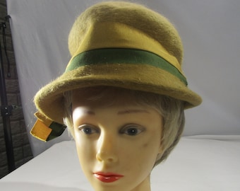 vintage hat  / 2 tone hat