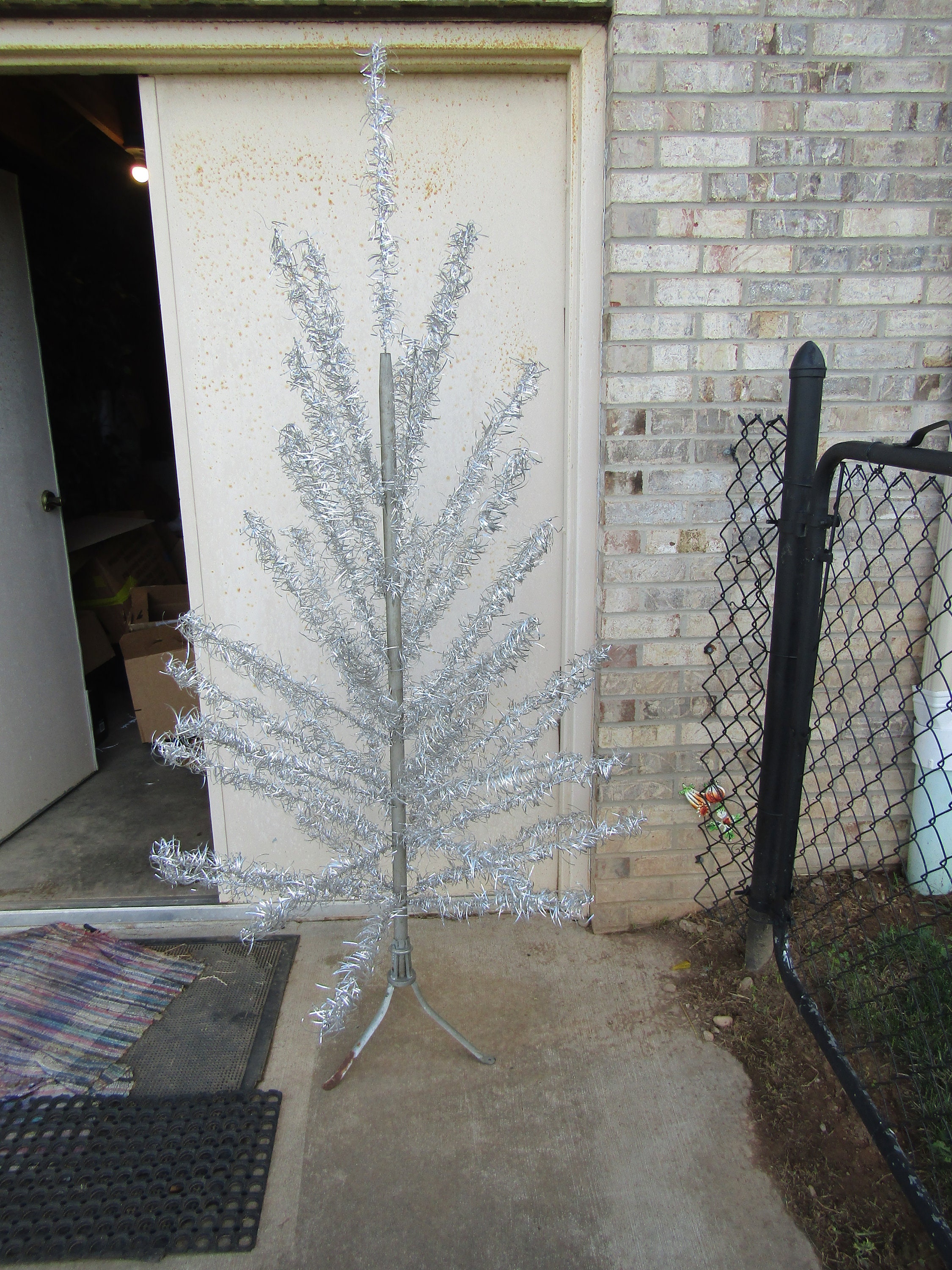Vintage Silver/aluminum 6' Christmas Tree Still in Box Etsy