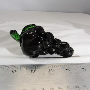 vintage glass fruit grapes