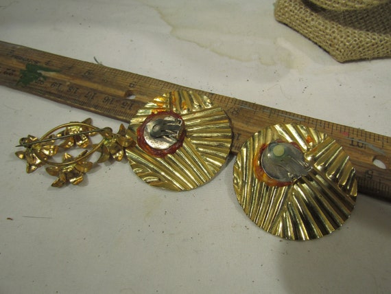 vintage goldstone flower brooch and clip earrings - image 3