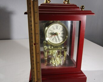 vintage mantel clock, quartz clock