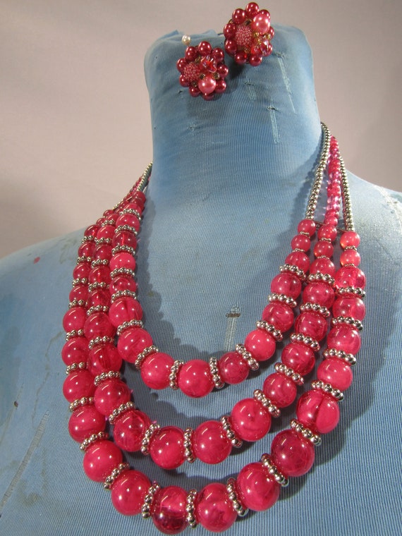 vintage glass 3 strand necklace with clip earrings