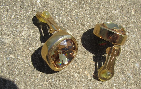 vintage Christian Dior gold crystal clip earrings - image 5