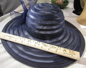 Blue Sculpted Hat With Beaded Decoration / Vintage Pinehurst  display picture 1