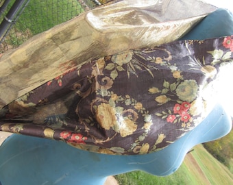 Vintage Floral Scarf: Women's Accessory (10x60)
