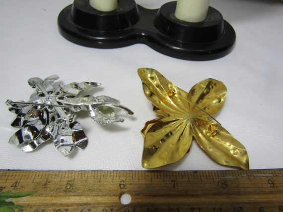 metal flower brooches, 1 signed Coro, group of br… - image 4