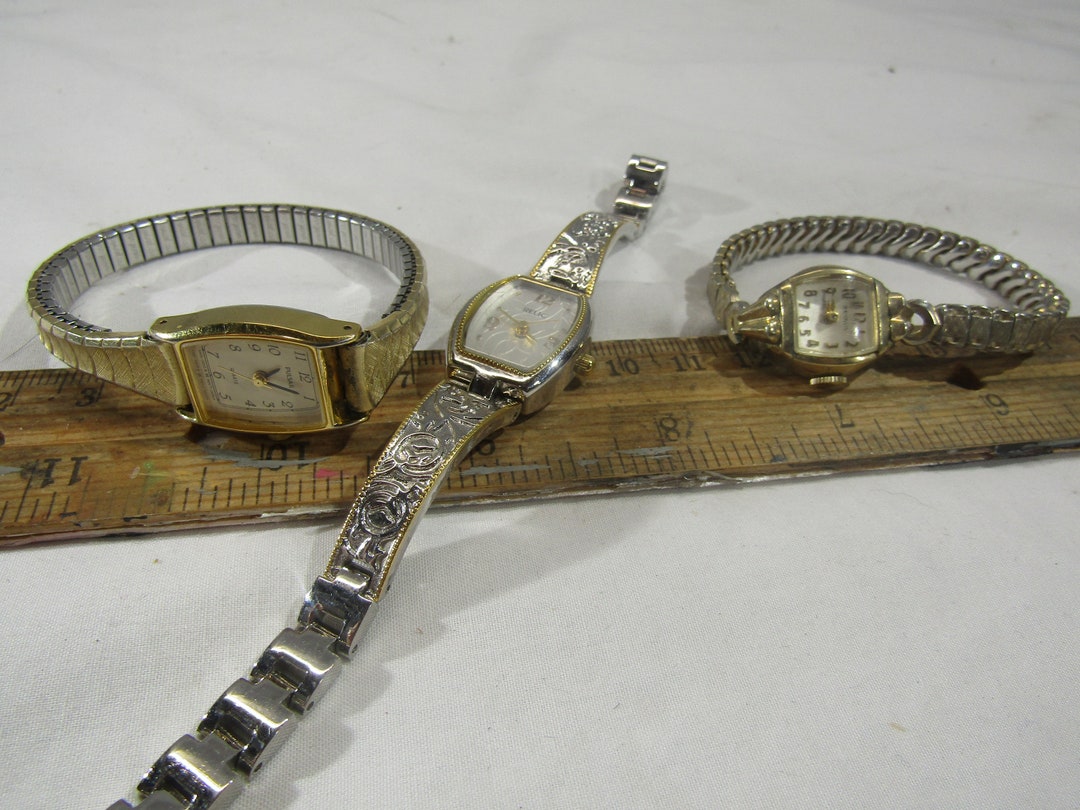 Wristwacthes Armbanduhren アンティーク洋書 Wristwacthes Armbanduhren アンティーク洋書 趣味・スポーツ・実用