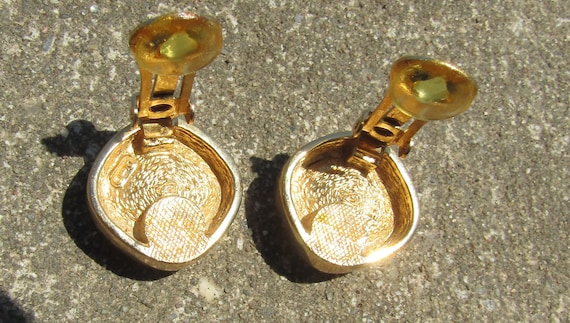 vintage Christian Dior gold crystal clip earrings - image 2