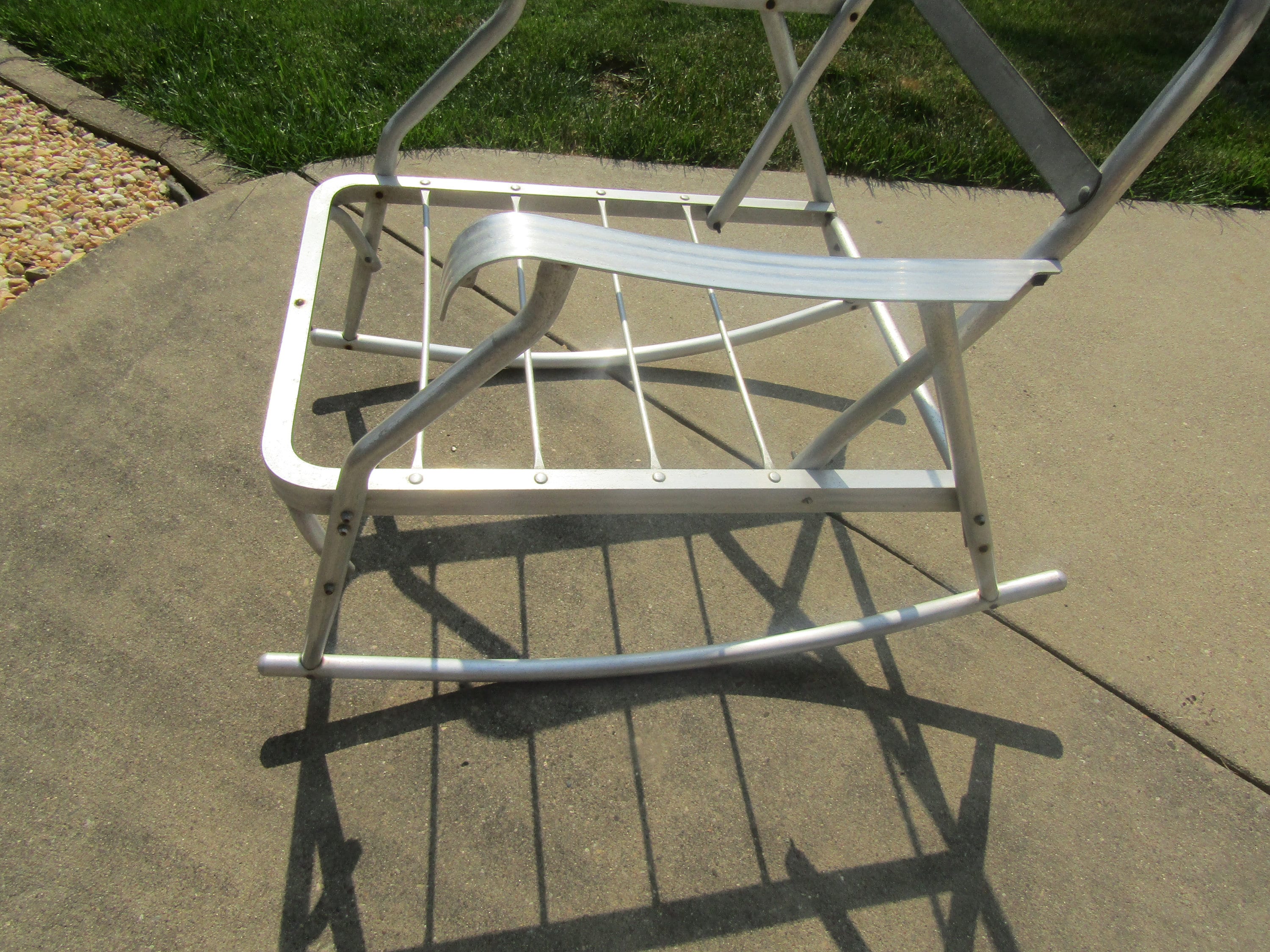 グレー 金属製　ヴィンテージ　アメリカ il_fullxfull.5018857009_muip.jpg