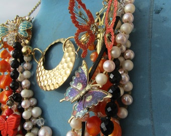 collar llamativo con cuentas de mariposa/collar de cadena múltiple