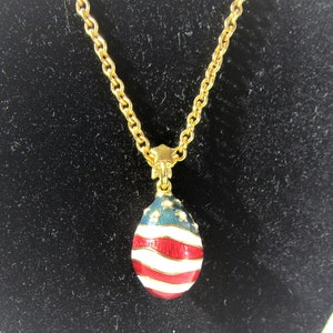 vintage joan rivers blue rhinestone egg necklace