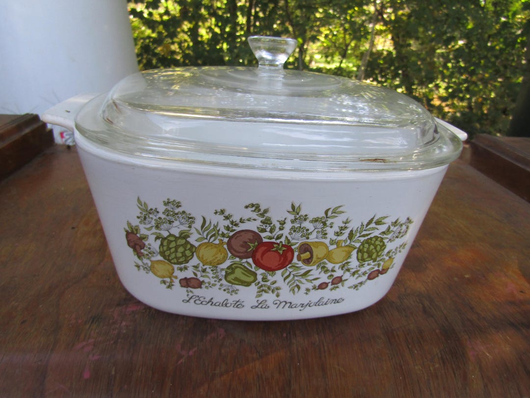 CorningWare コーニング社 キャセロール　アメリカ製　3点 ヴィンテージ 3クォート コーニングウェア 蓋付き皿 - Etsy 日本