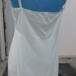 vintage olga cream dress slip size 36