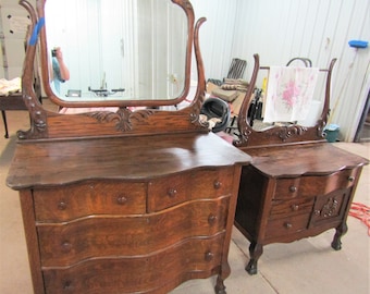 antique vintage serpentine tigerwood mirror dresser and matching wash stand
