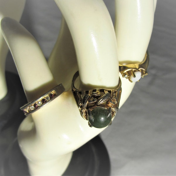 3 vintage costume rings