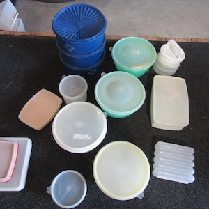 lots vintage Tupperware 7.00 each