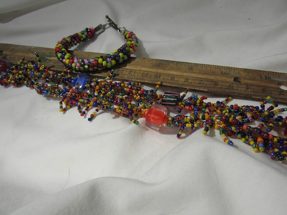 vintage beaded glass necklace and bracelet - image 6