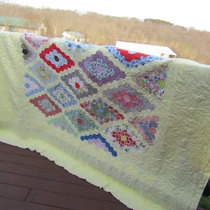 vintage yellow hand made quilt 93 x92