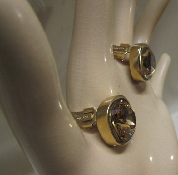vintage Christian Dior gold crystal clip earrings - image 6