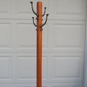 Vintage-Garderobenständer aus Holz,