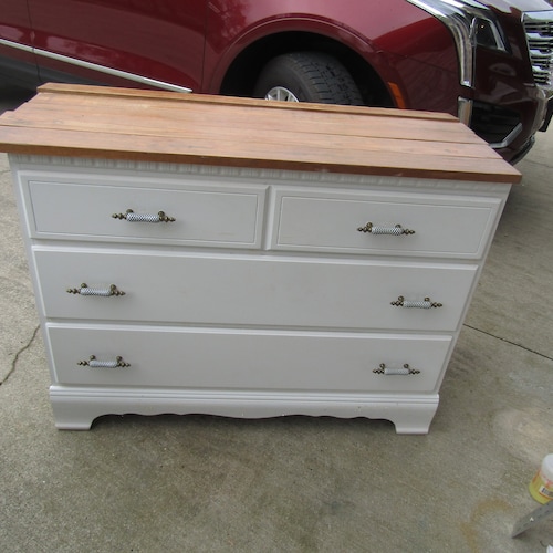 Vintage Bassett White Farm House 3 Drawer Dresser - Etsy Vintage Bassett White Farm House 3 Drawer Dresser - Etsy