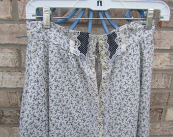 Gunne Sax skirt blue roses size 11