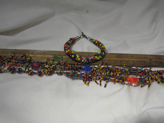 vintage beaded glass necklace and bracelet - image 5
