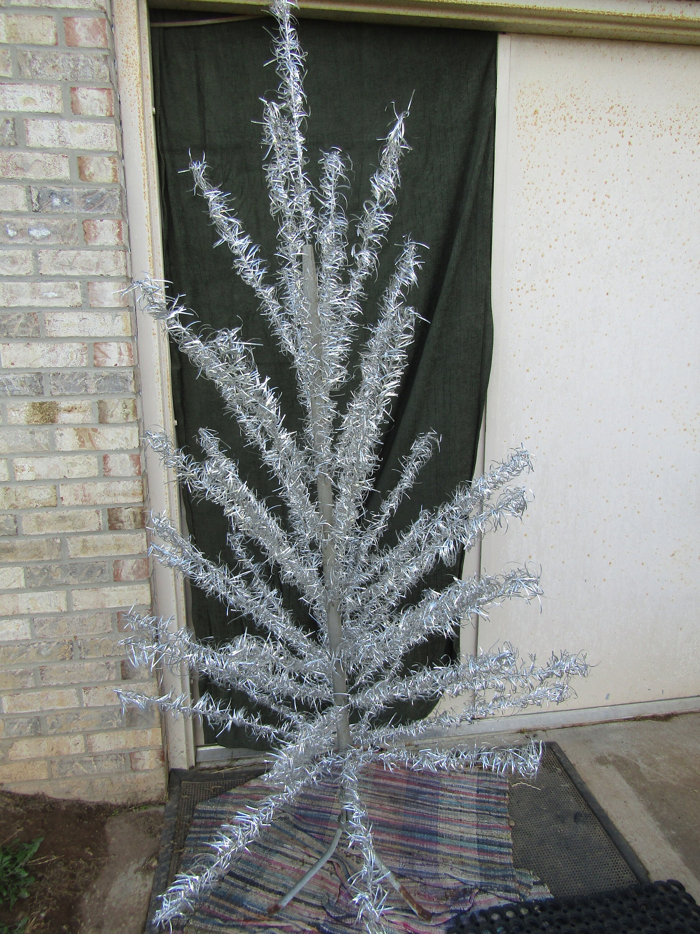 Vintage Silver/aluminum 6' Christmas Tree Still in Box Etsy