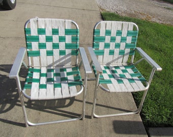 vintage lawn chair/folding chair/beach chair