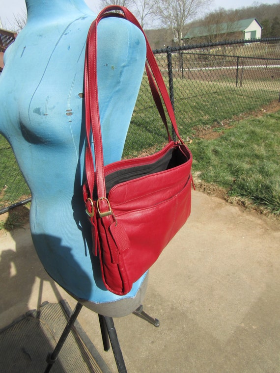 vintage leather red purse/ worthington purse - image 1