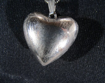 vintage Silver tone puff heart necklace