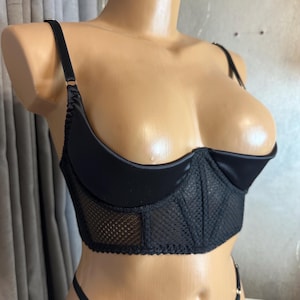Offener BH ohne Körbchen, offener BH mit Trägern, Korsett mit Cupless Regal, BH für Groß und Klein, BH mit Viertelschalen