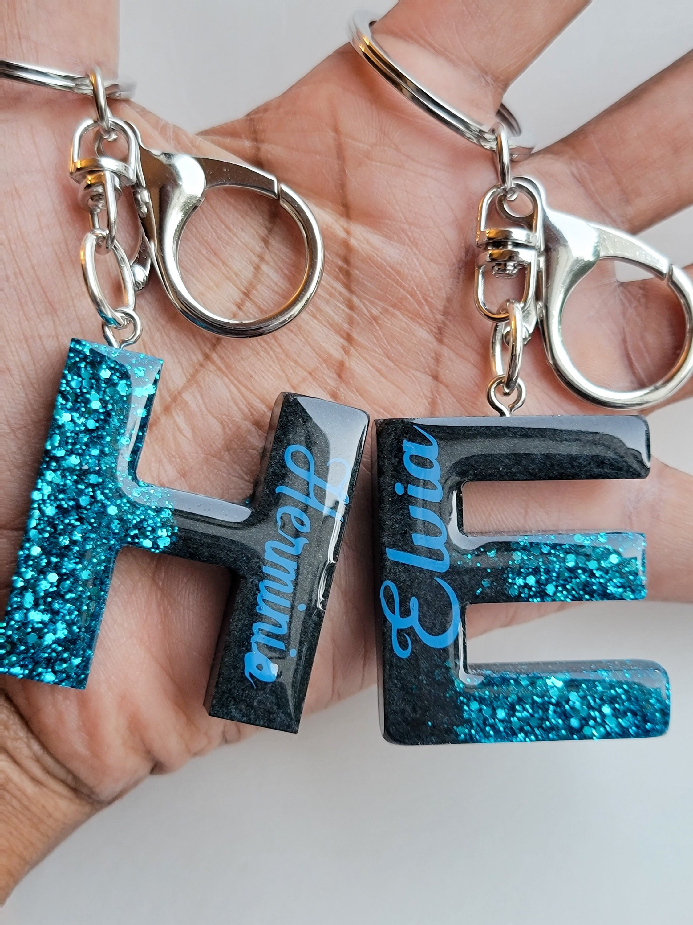Keychain Initial Letter Key Chain Silver for Men Women Personalized  Alphabet Monogram Keychain for Car Keys, C