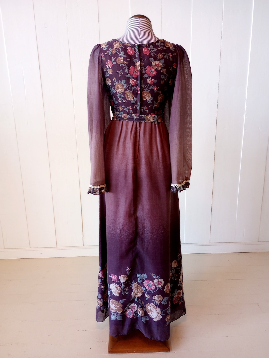 Beautiful 70s Gunne Sax Style Prairie Midi Dress